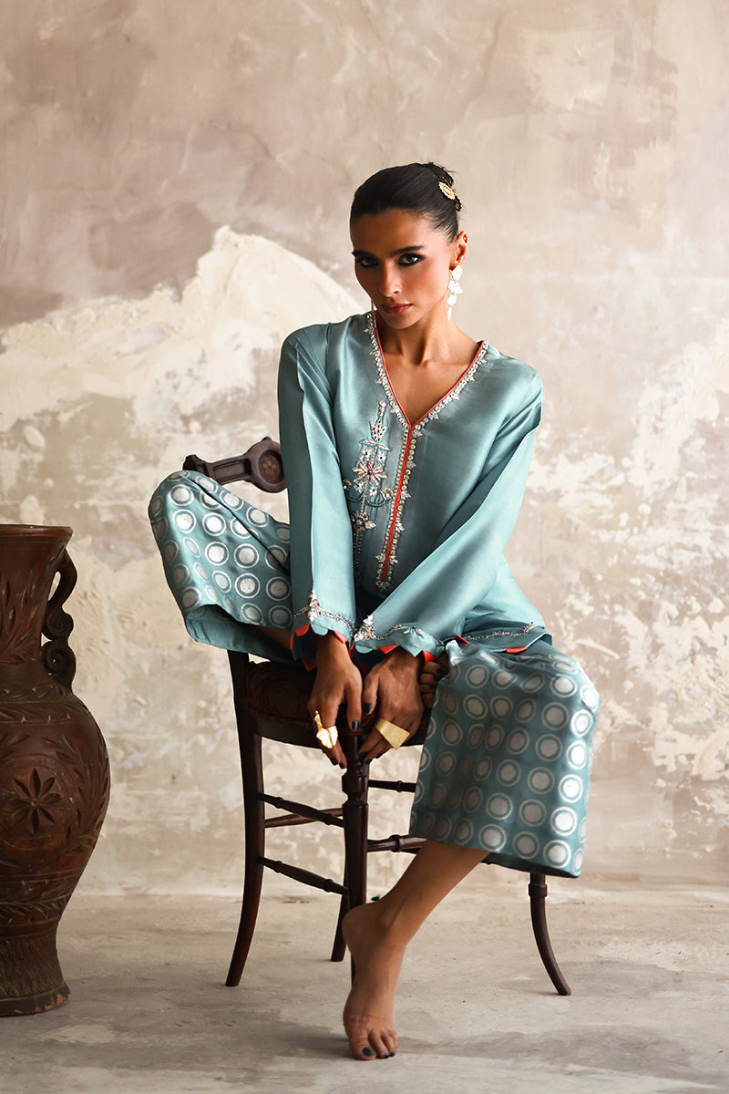 Wardha Saleem | Layla Formals 25 | Firoza, image 3