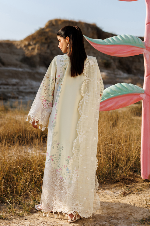 Emaan adeel | Sunlit Groove Luxury Lawn 26 | BLOSSOM BEAT