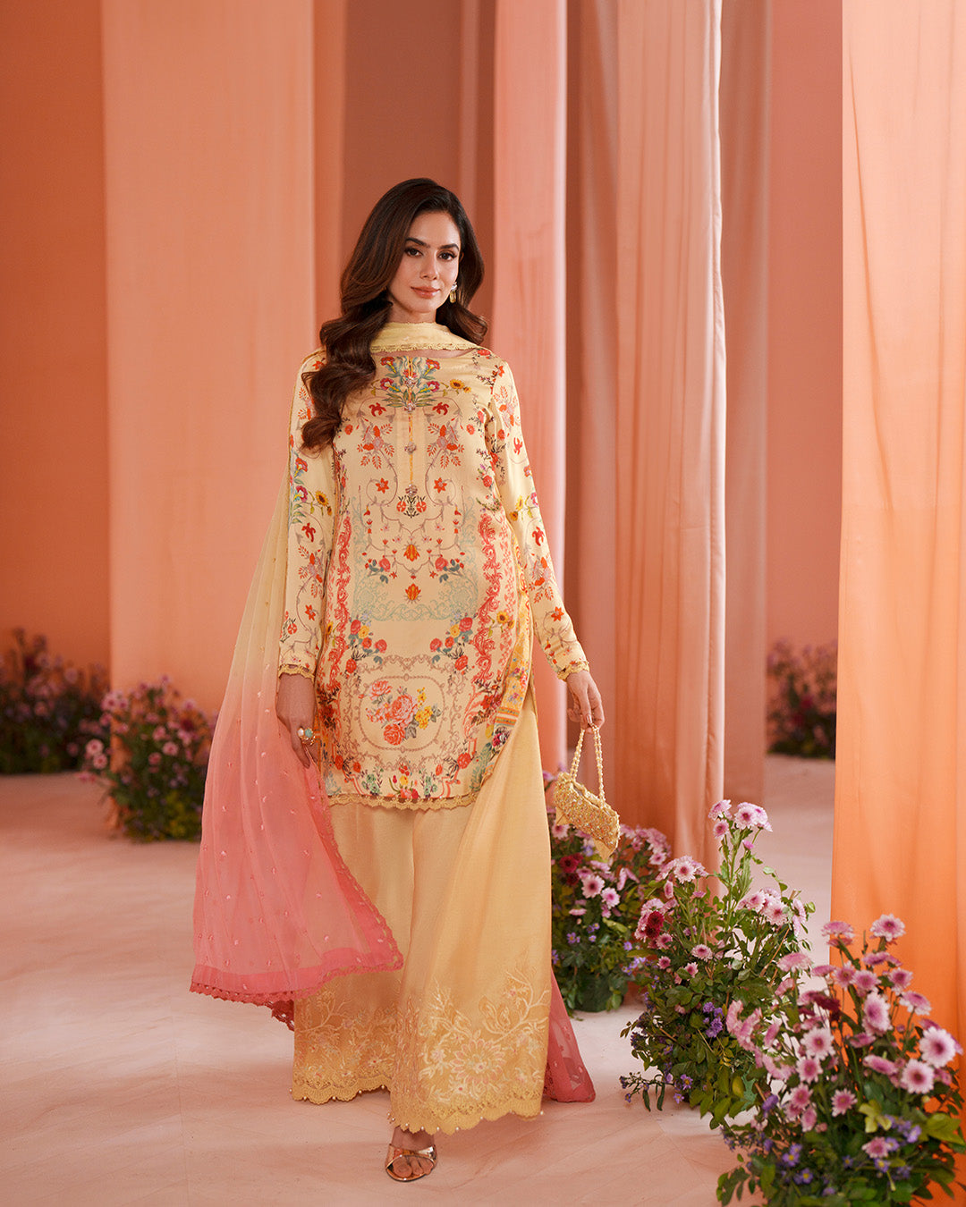 Faiza Saqlain | Roim Pret | Resal, image 4