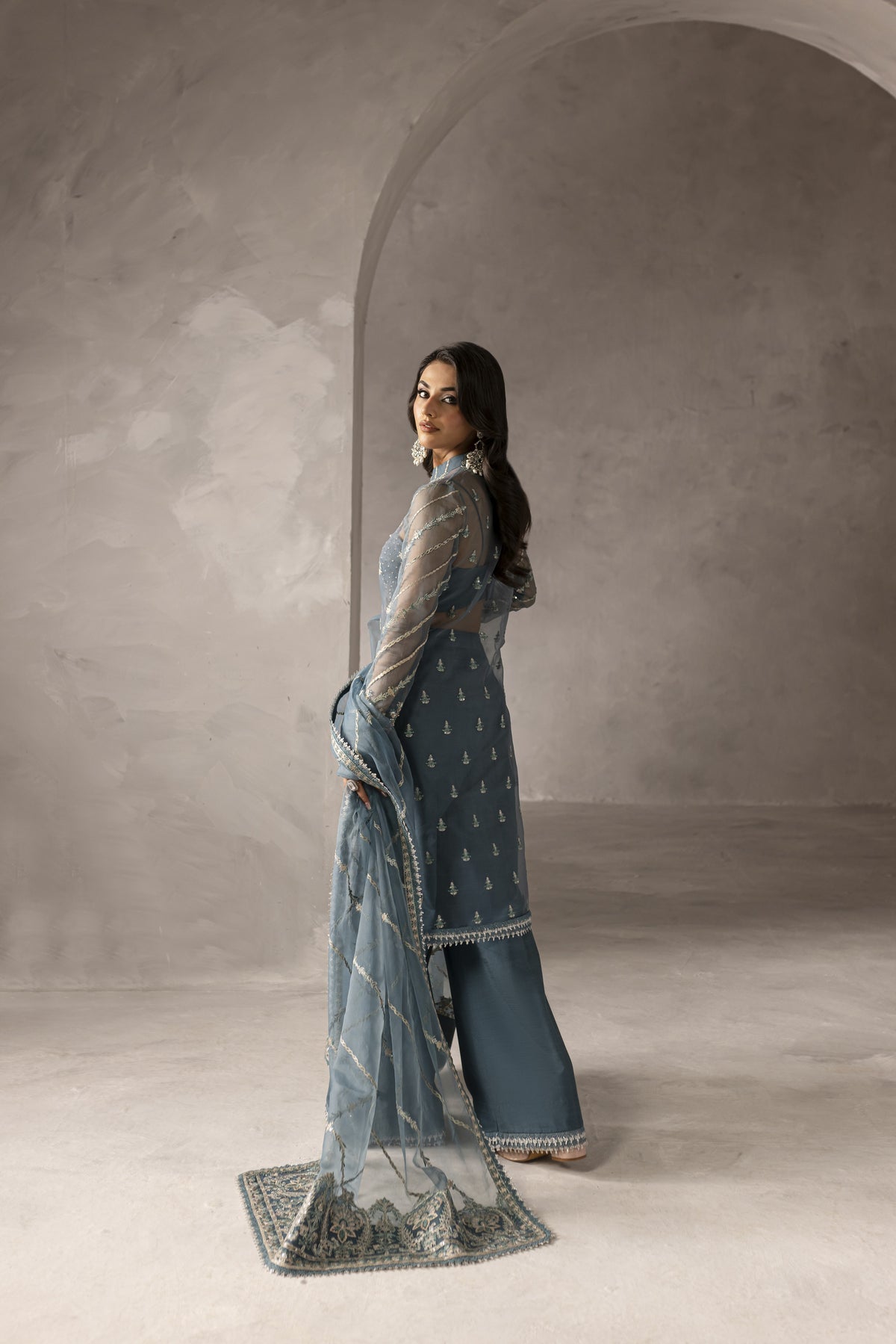 Imran Ramzan | Elysee Wedding Formals | Rosée du Matin, image 2