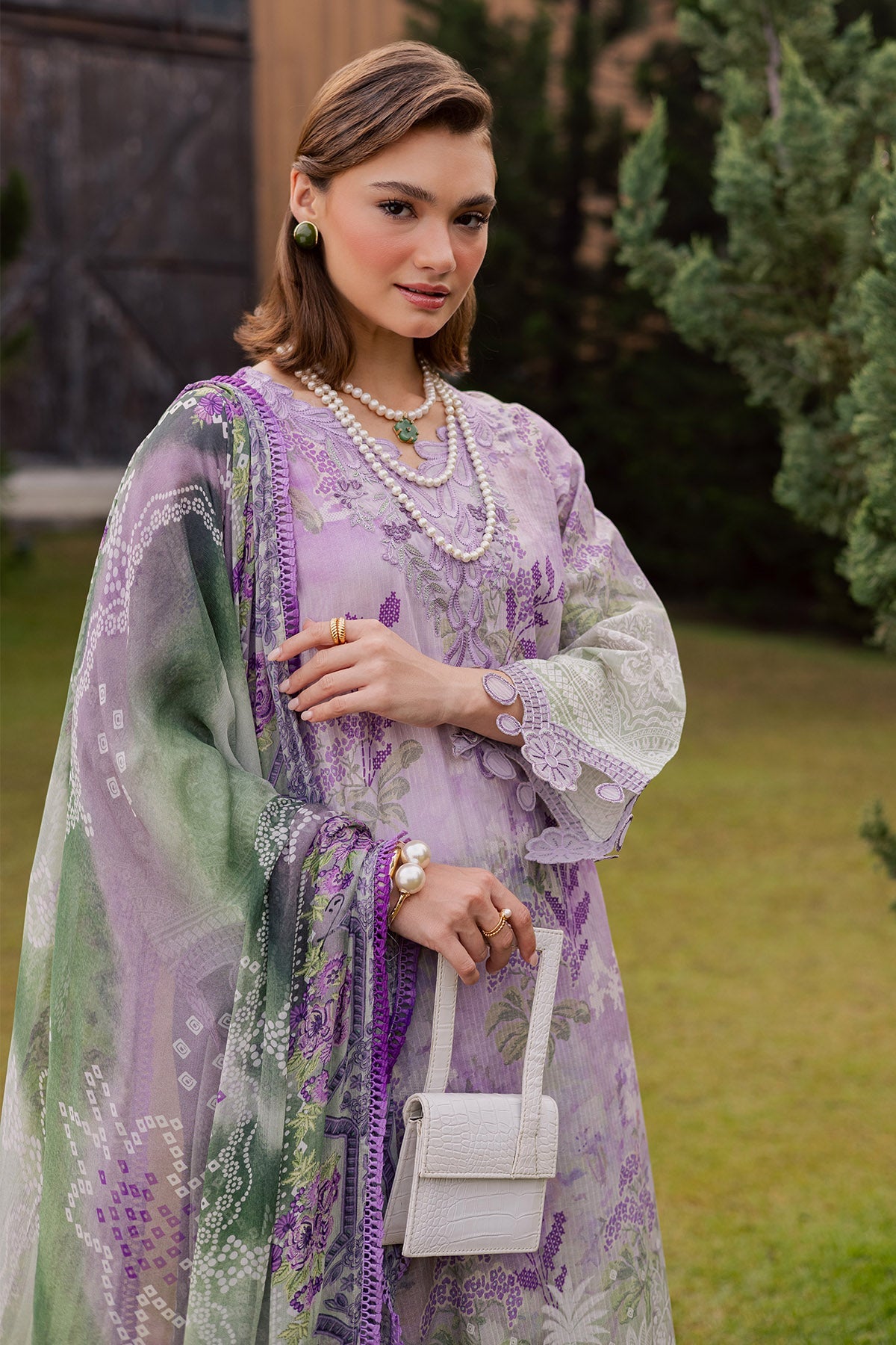 Nureh | Gardenia Lawn 26 | NSG-211, image 5
