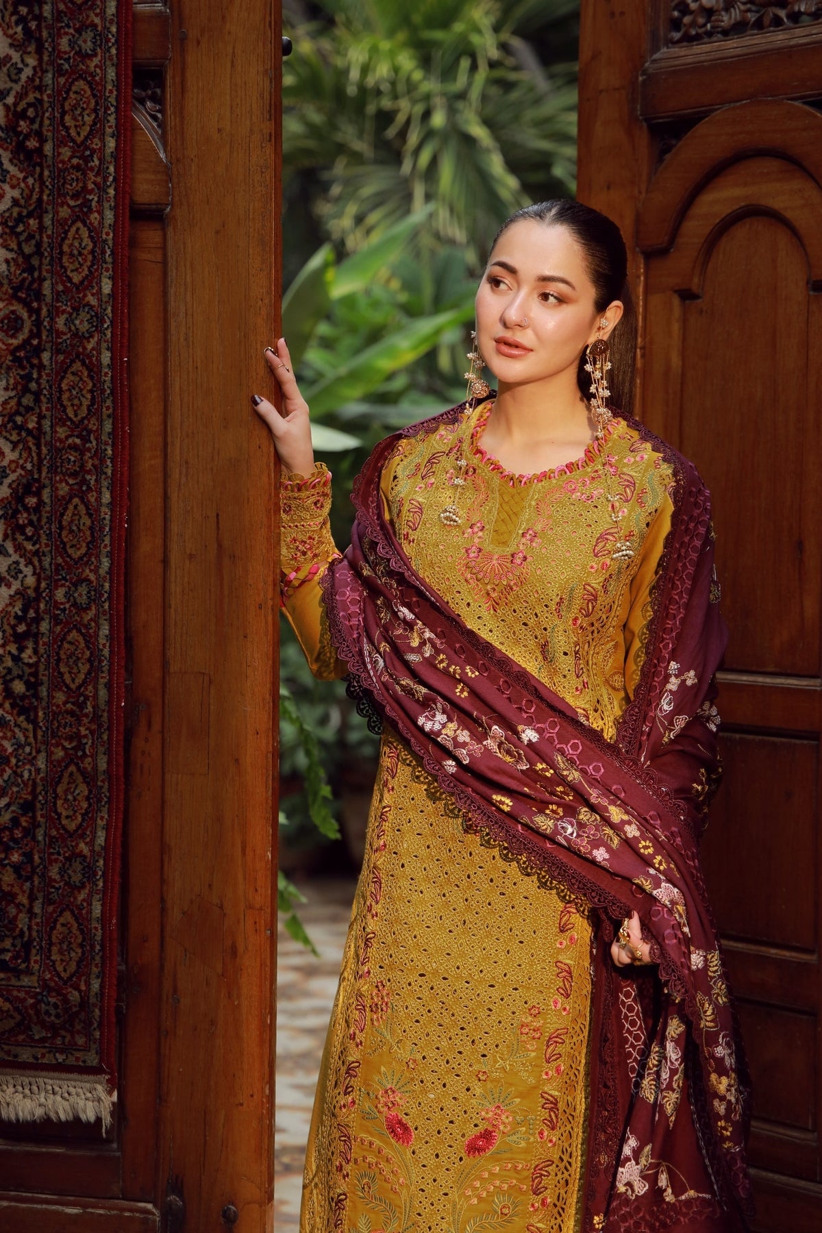 Maryam Hussain | Winter Shawl 25 | Soz, image 4