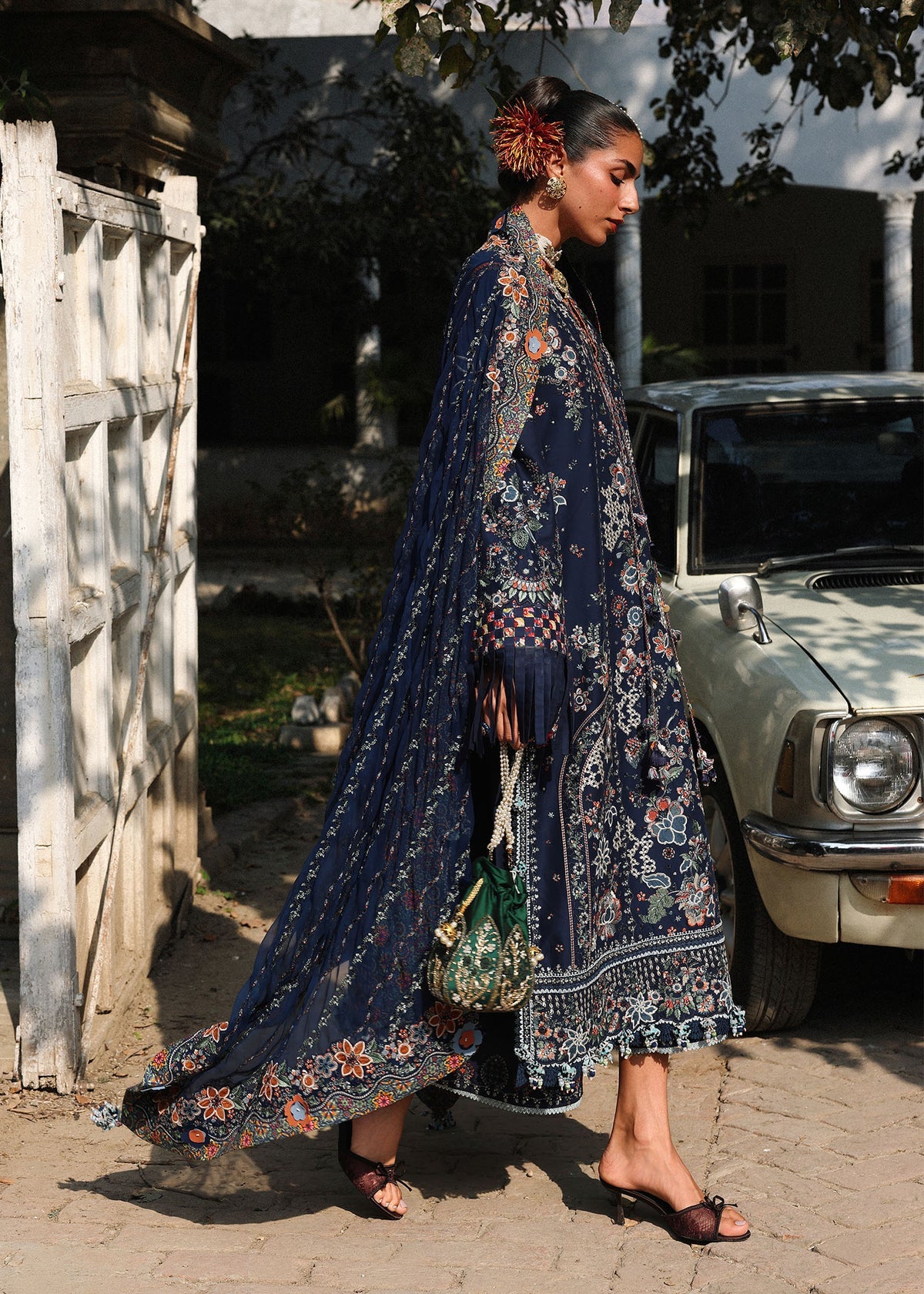 Hussain Rehar | Kalabagh Luxury Lawn 26 | Amalfi, image 3