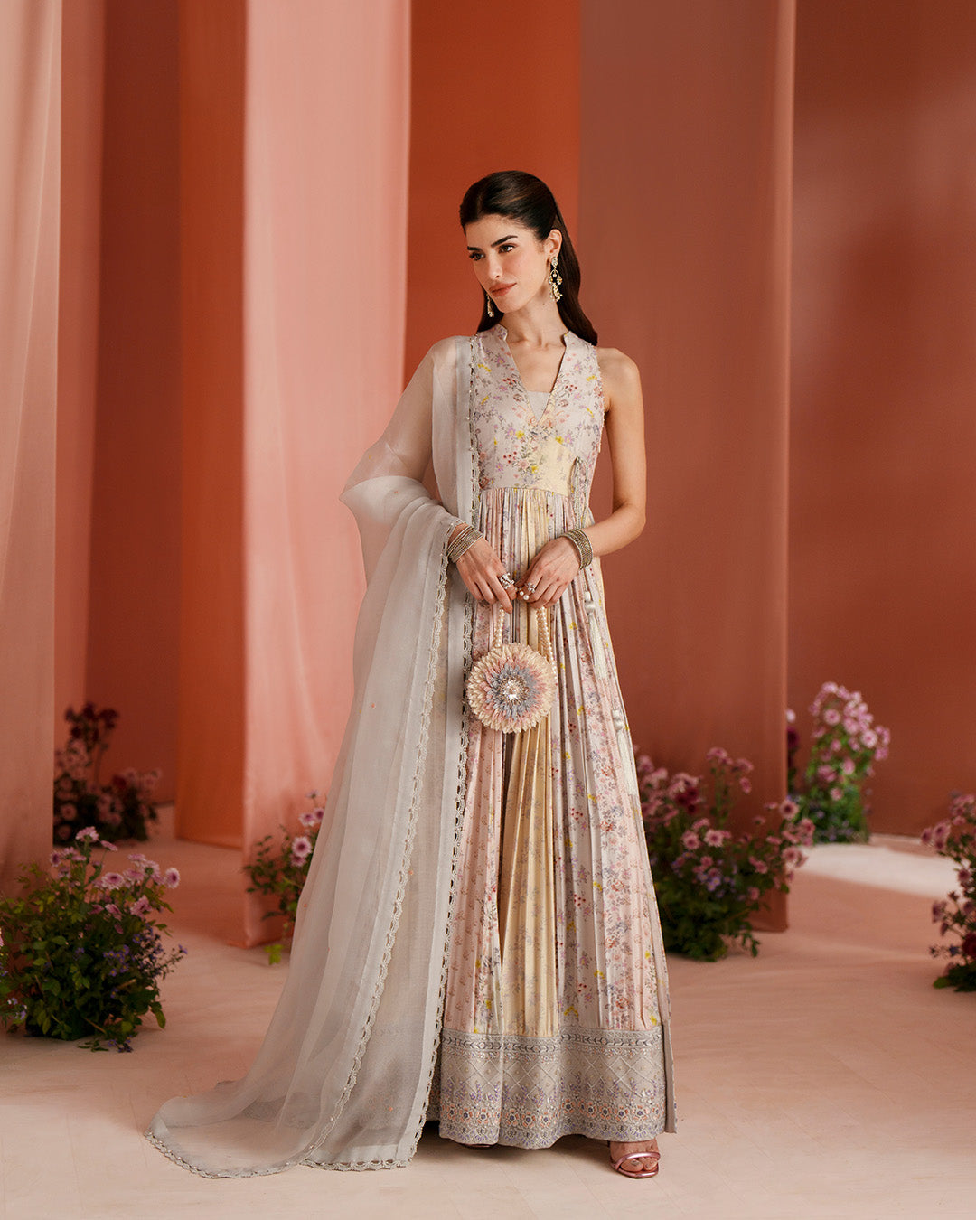 Faiza Saqlain | Roim Pret | Tehani, image 2