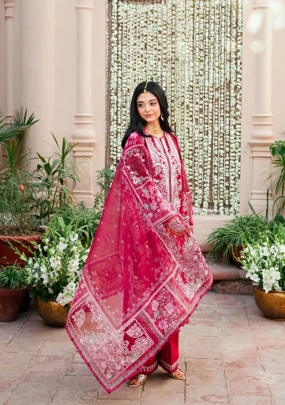 Kahf Premium | Ek Fasana Luxury Lawn 26 | KLB-1B MAHRANI, image 5