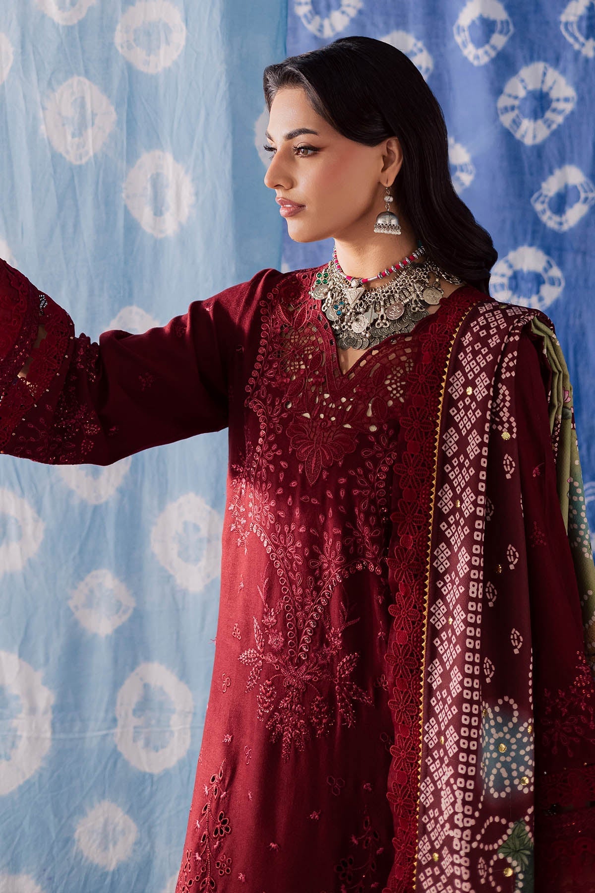 Nureh | Bazaar Luxe 25 | NE-204-6
