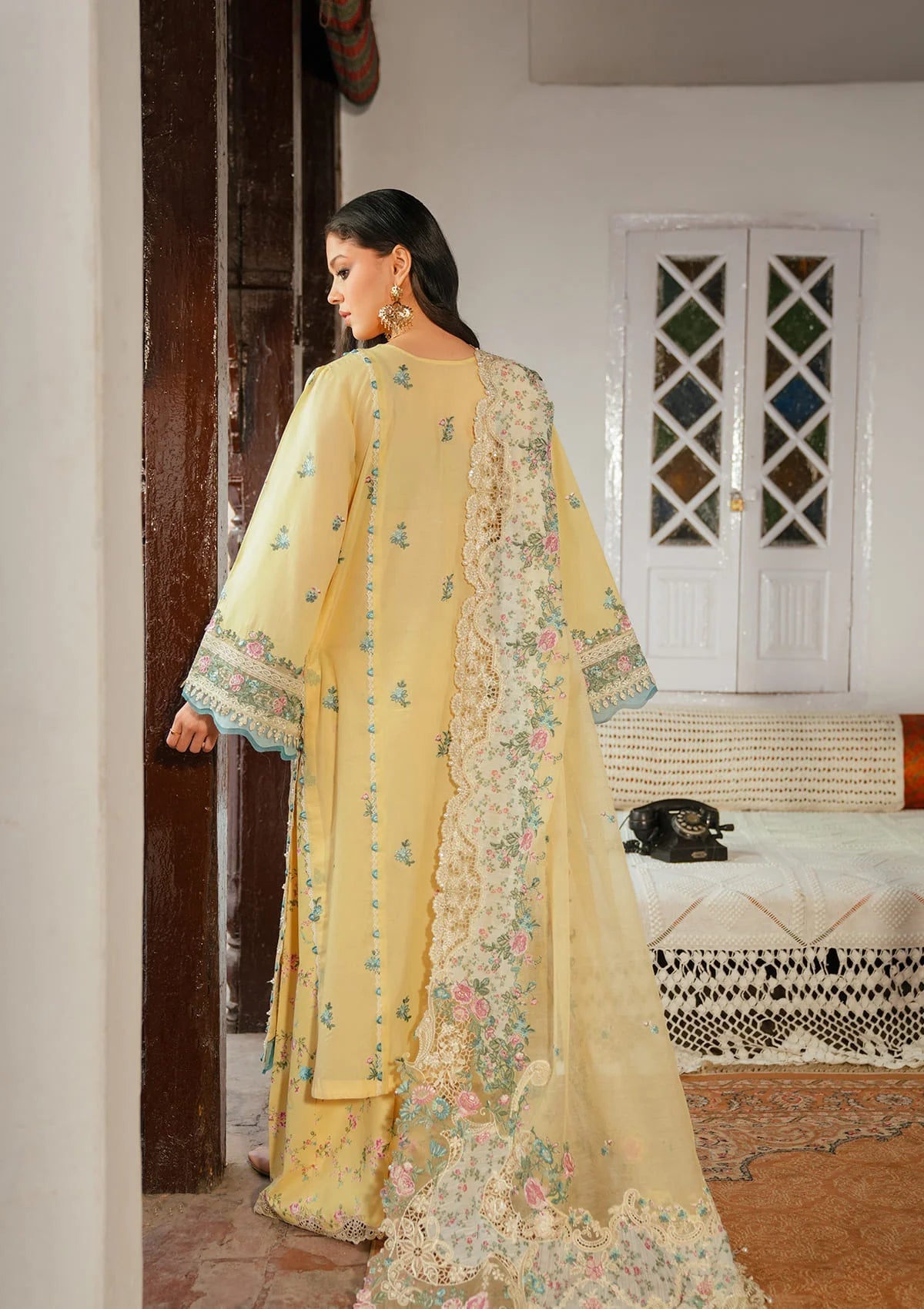 Kahf Premium | Ek Fasana Luxury Lawn 26 | KLB-2B MUSKAAN, image 2