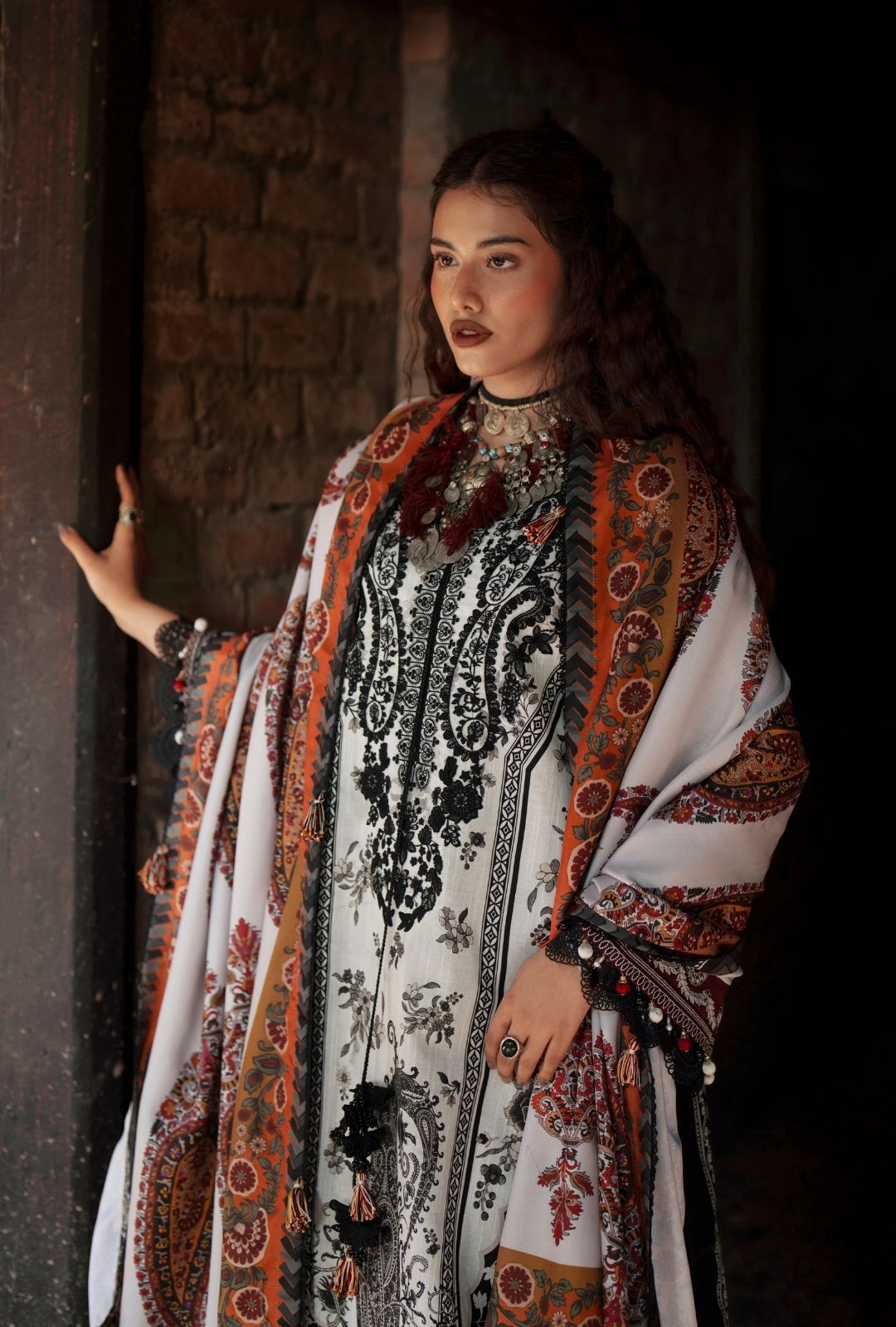 AJR Couture | Sard Sham | Makhmal, image 3