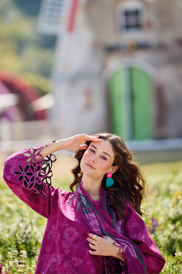 Farasha | Summer Escape 26 | Meadow Arc-11