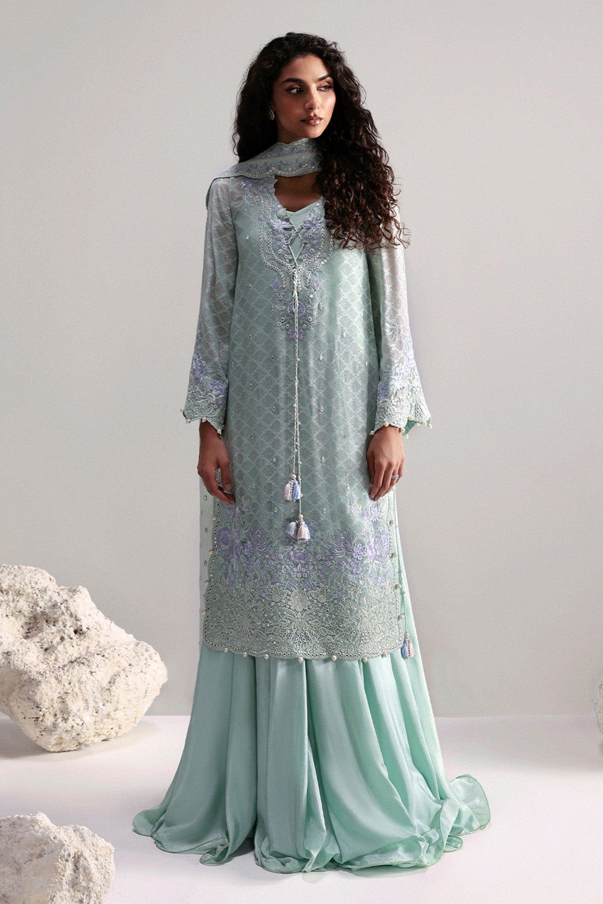 Afrozeh Elysia mint jacquard formal suit