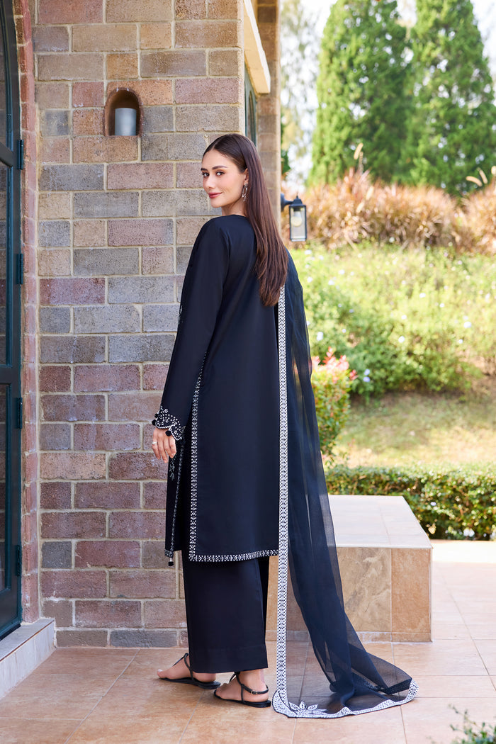 Farasha | Sorine Summer 26 | Night Whisper, image 2