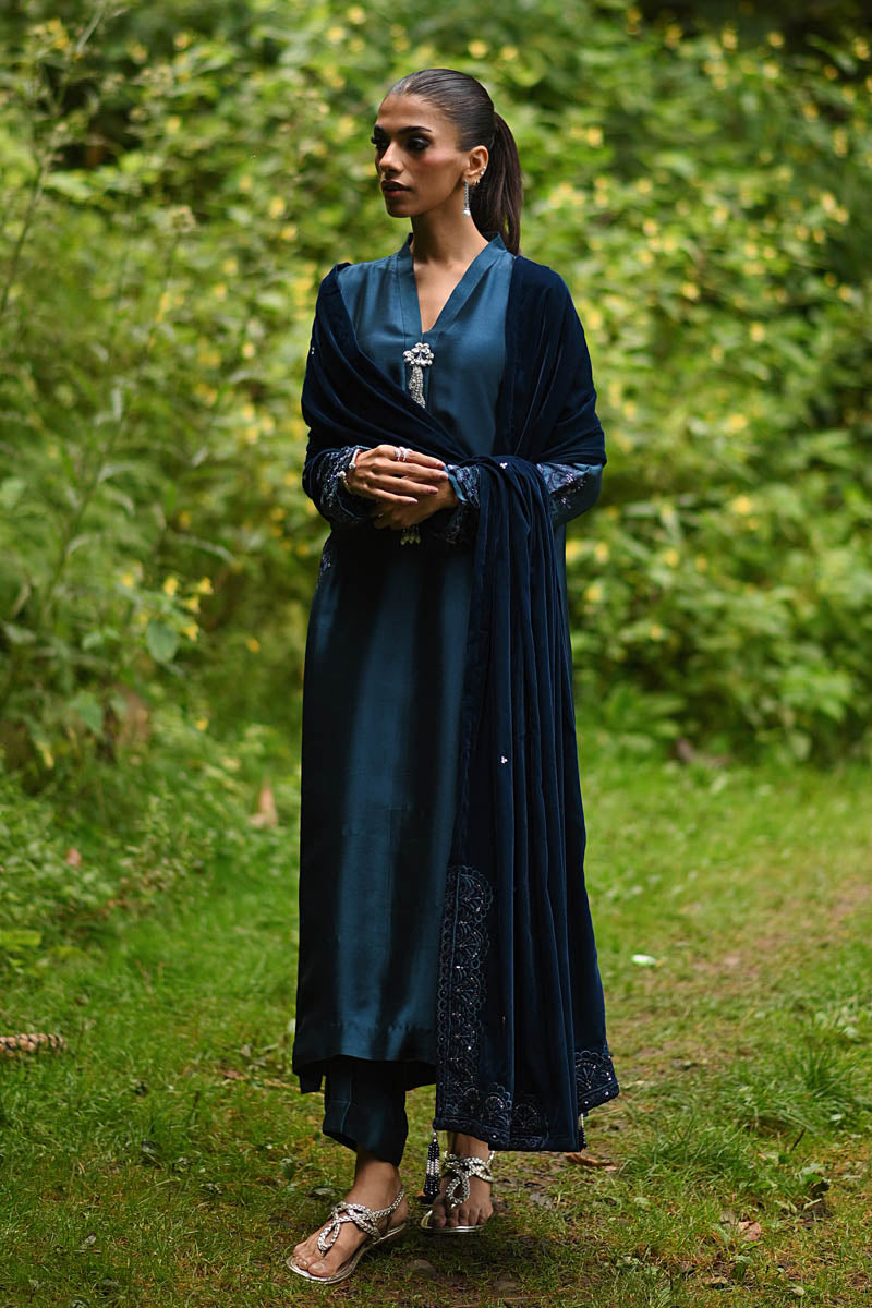 Hue Pret | Farasha Luxury Winter | Mina -  Hue Pret Ladies Clothes - Original Designer Dress - House of Maryam