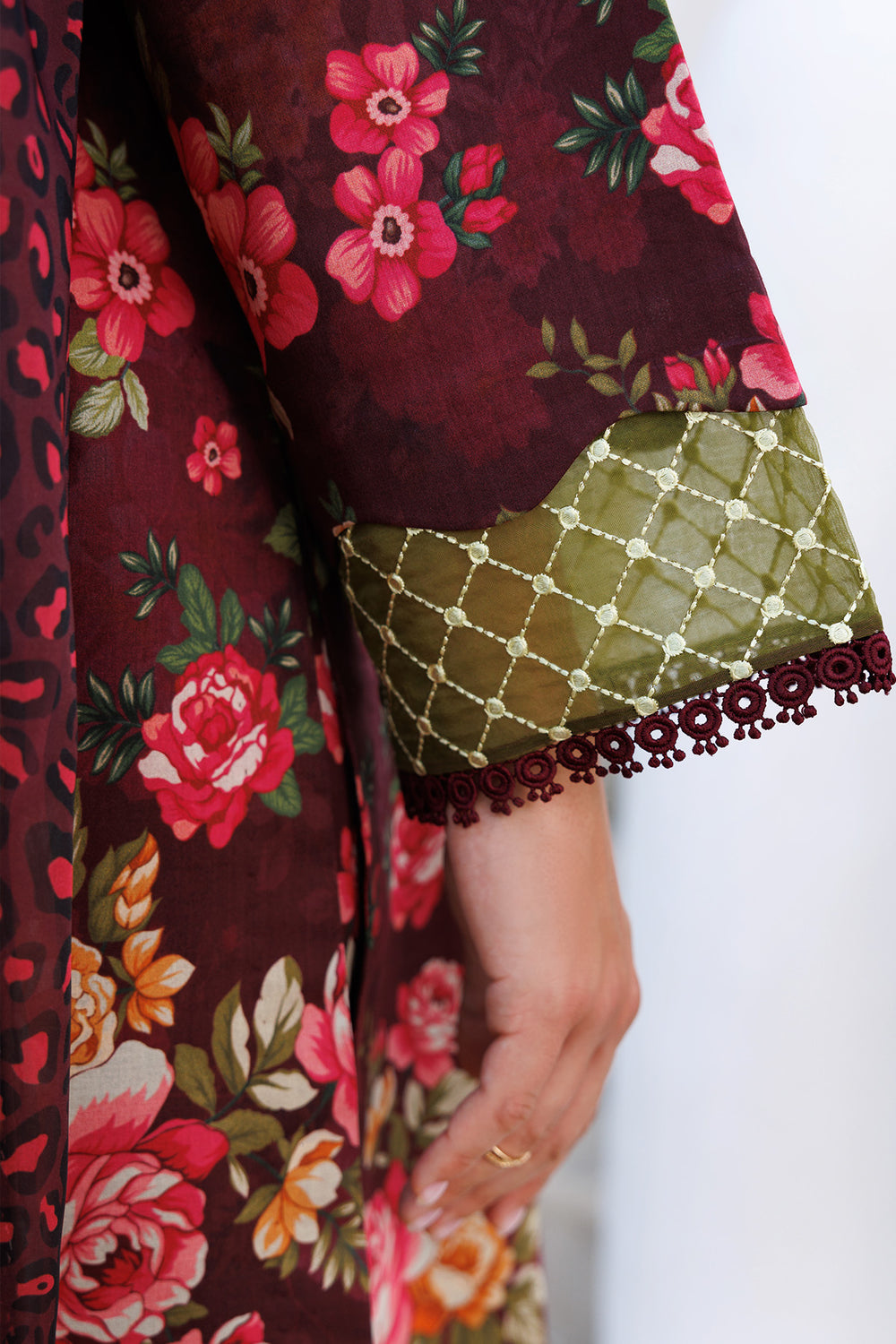 Farasha | Printed Essentials | Floral Berry -  Farasha Ladies Clothes - Original Designer Dress - House of Maryam