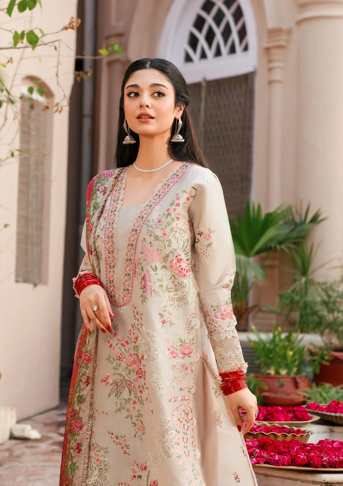 Kahf Premium | Ek Fasana Luxury Lawn 26 | KLB-6A SILSILA, image 3