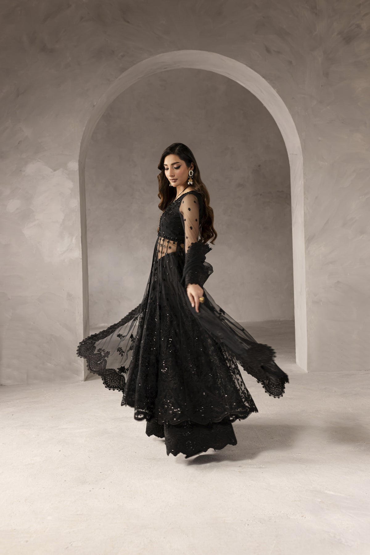Imran Ramzan | Elysee Wedding Formals |  Amour de Noire, image 3