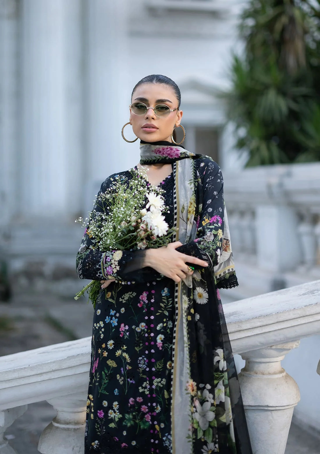 Elaf Premium | Signature Embroidered Lawn with Chiffon Collection 26 | ESG-2B SASHA, image 3