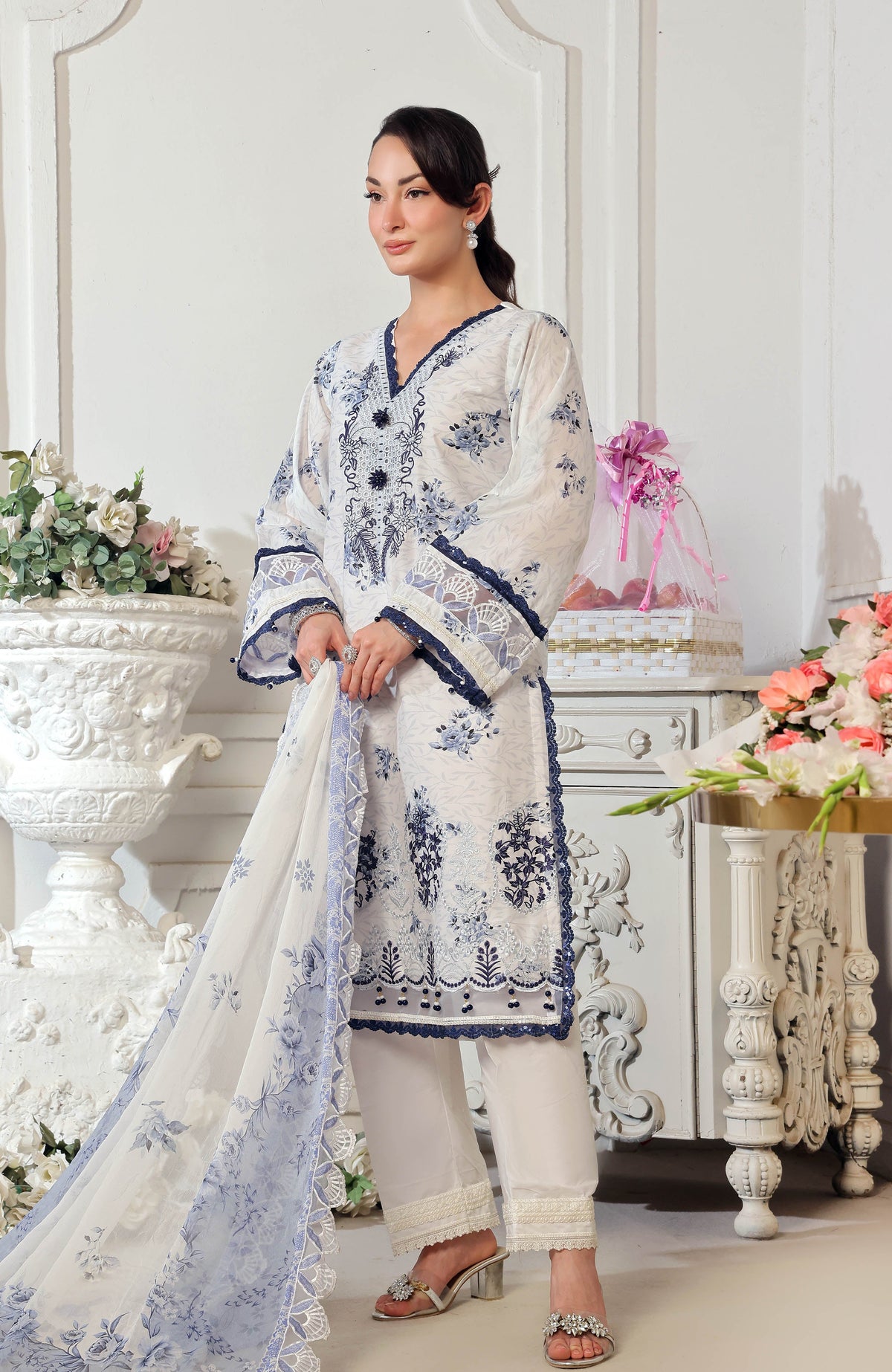 Al Zohaib | Applique Kari Cutwork Edit 25 | ACE-25-04 -  Alzohaib Ladies Clothes - Original Designer Dress - House of Maryam