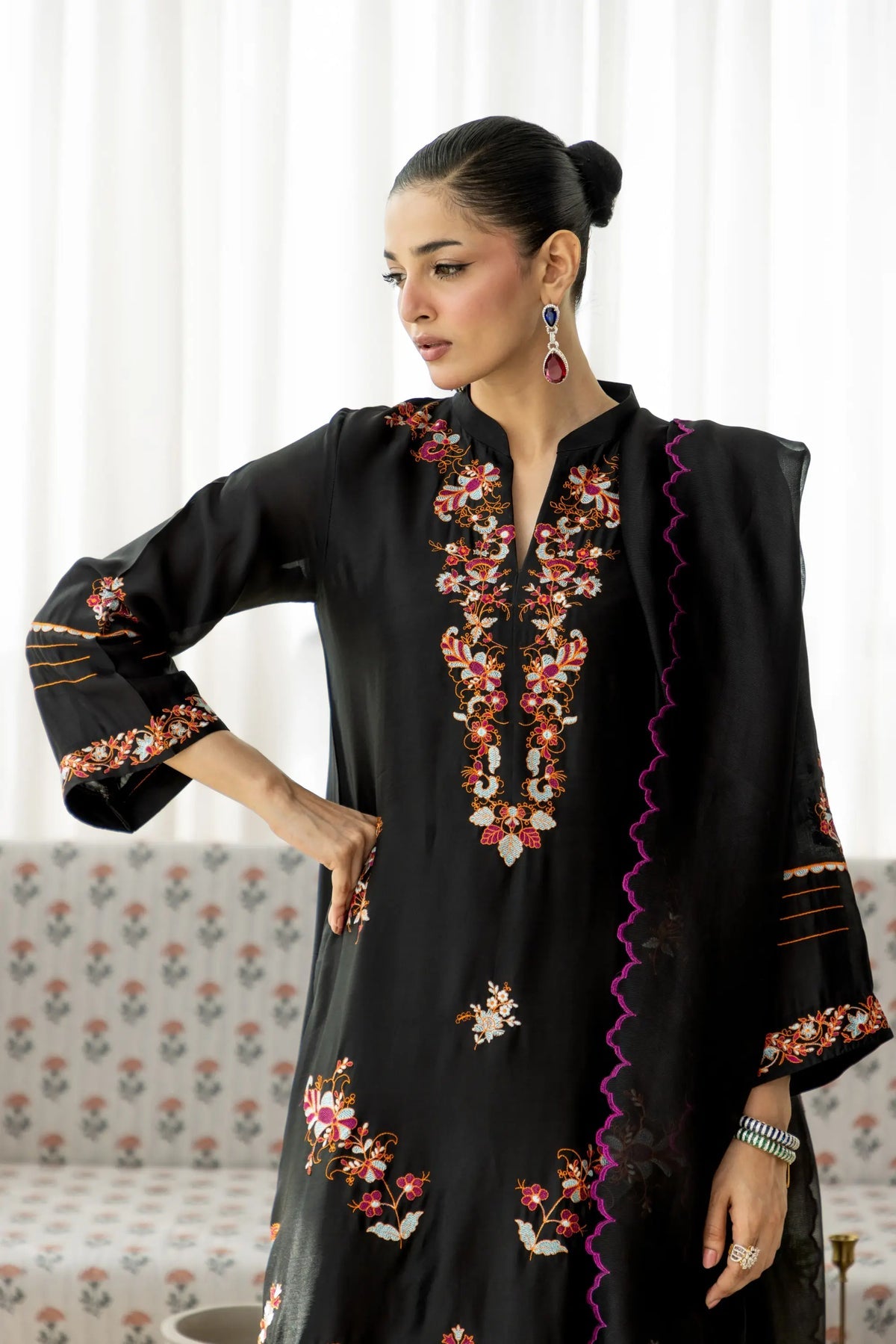 Wahaj M Khan | Sanam Luxe | Noir Sanam Kaftan, image 5