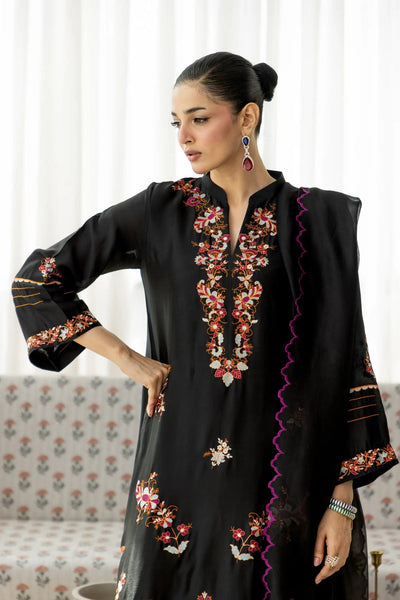 Wahaj M Khan | Sanam Luxe | Noir Sanam Kaftan