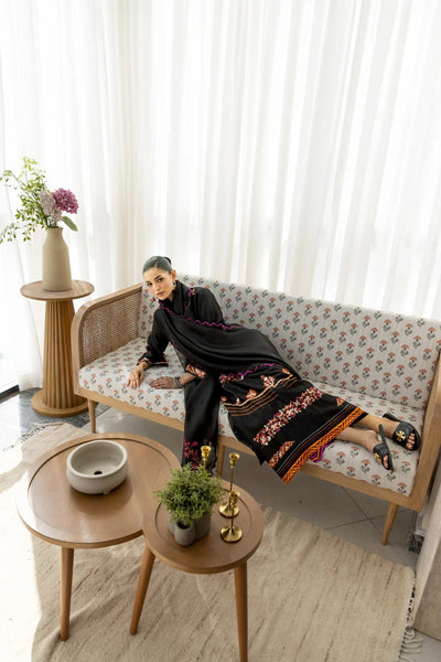 Wahaj M Khan | Sanam Luxe | Noir Sanam Kaftan