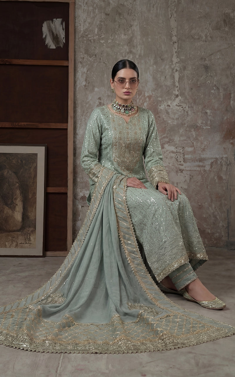 Threads and Motifs | Formal Outfits | 10575-6
