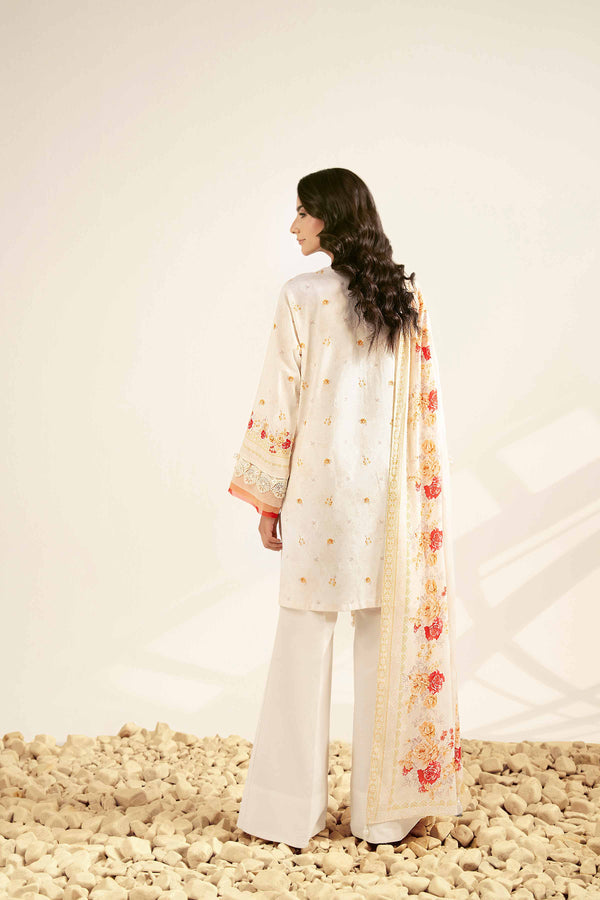 Nishat | Winter 25 | 42502117, image 2