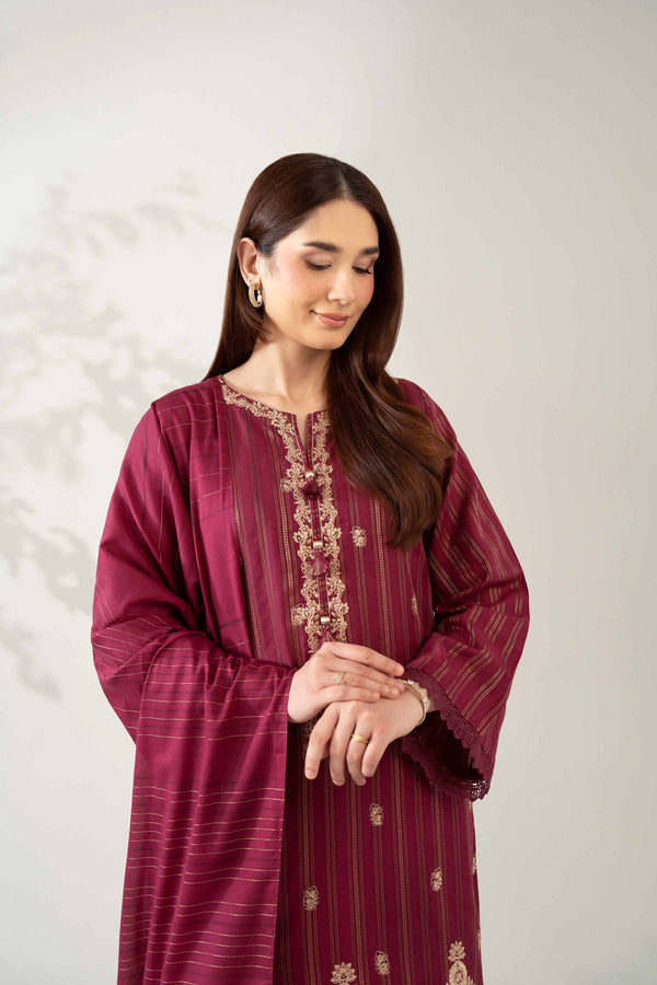 Nishat | Winter 25 | 42502605-4