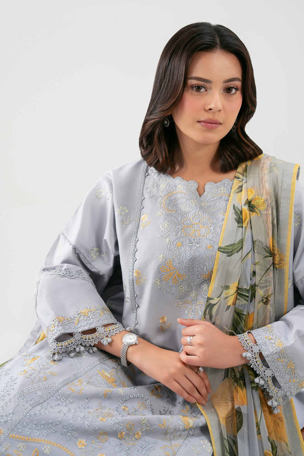 Nishat | Eid Lawn | 42601228, image 4
