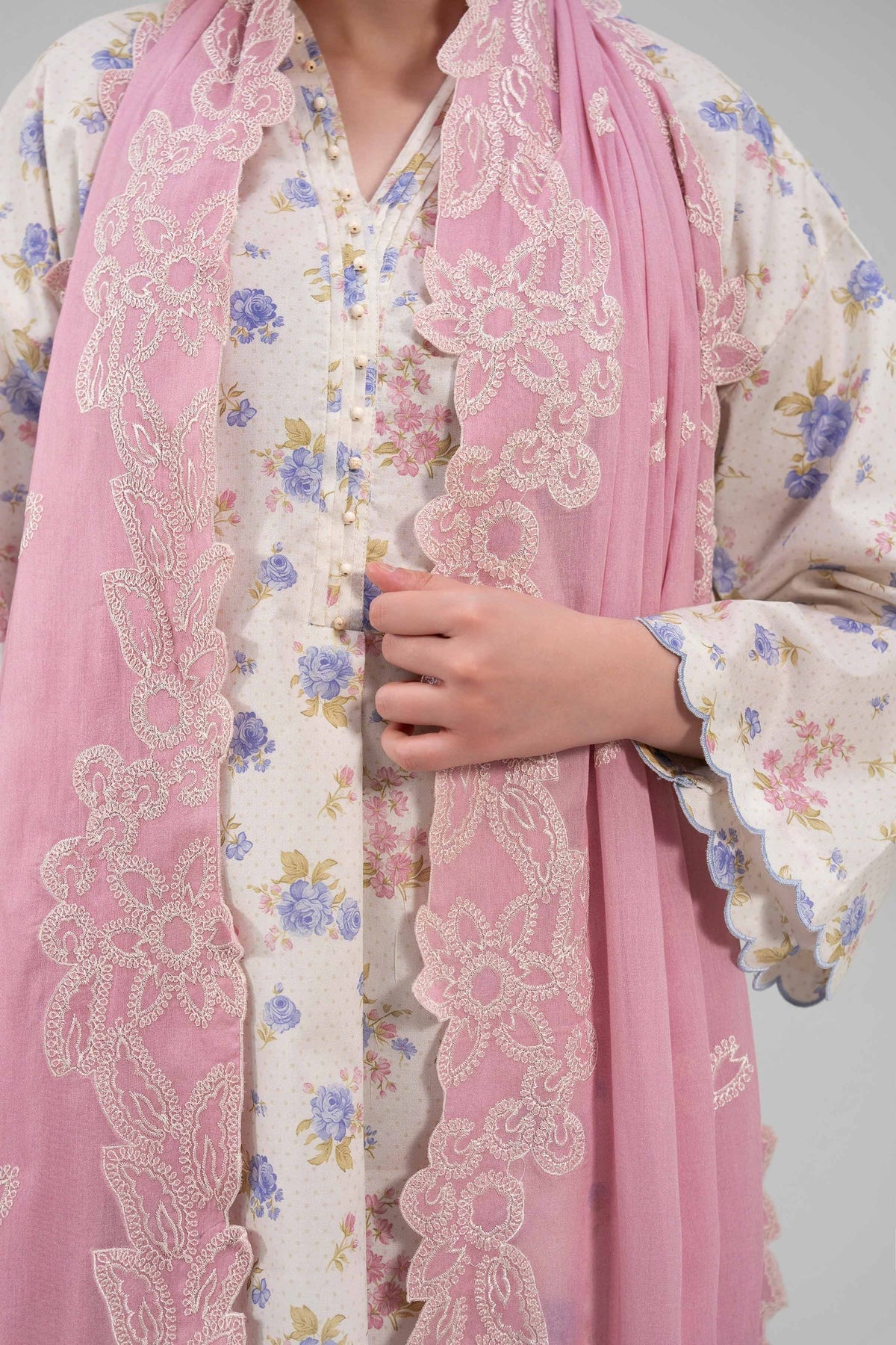 Nishat | Eid Lawn | 42601261-4