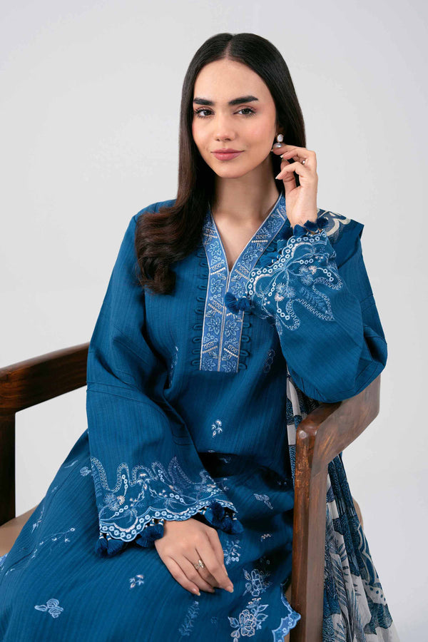 Nishat | Eid Lawn | 42601314, image 5