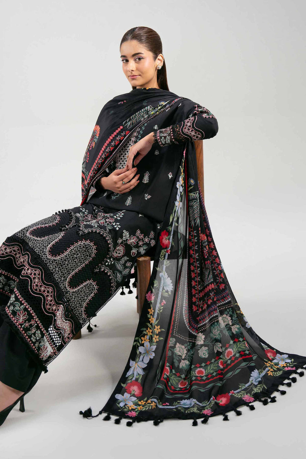 Nishat | Eid Lawn | 42601319, image 5