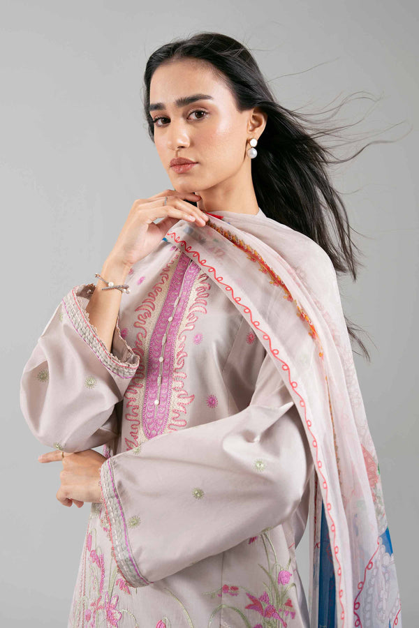 Nishat | Eid Lawn | 42601398-4