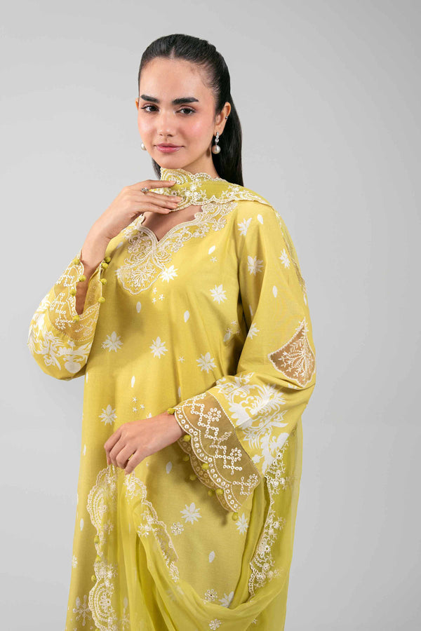 Nishat | Eid Lawn | 42601386, image 4