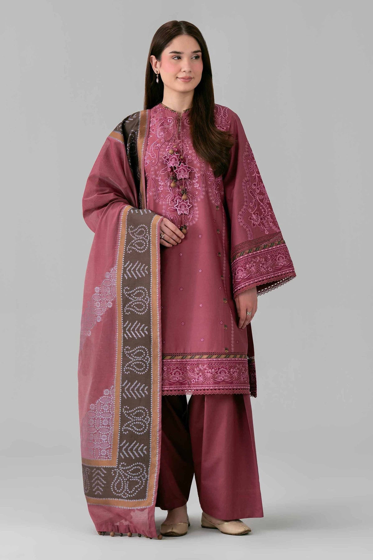 Nishat | Eid Lawn | 42601686-1