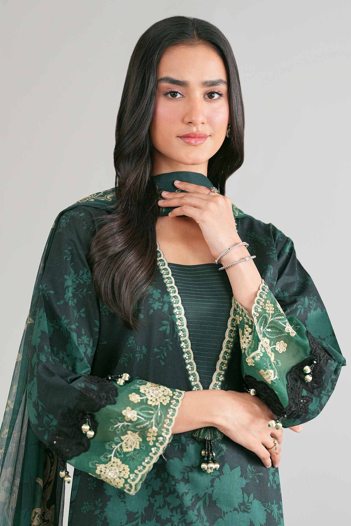 Nishat | Eid Lawn | 42601747-3