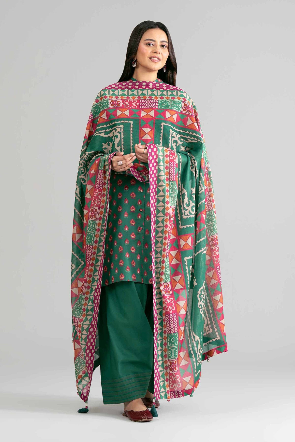 Nishat | Eid Lawn | 42601872-4