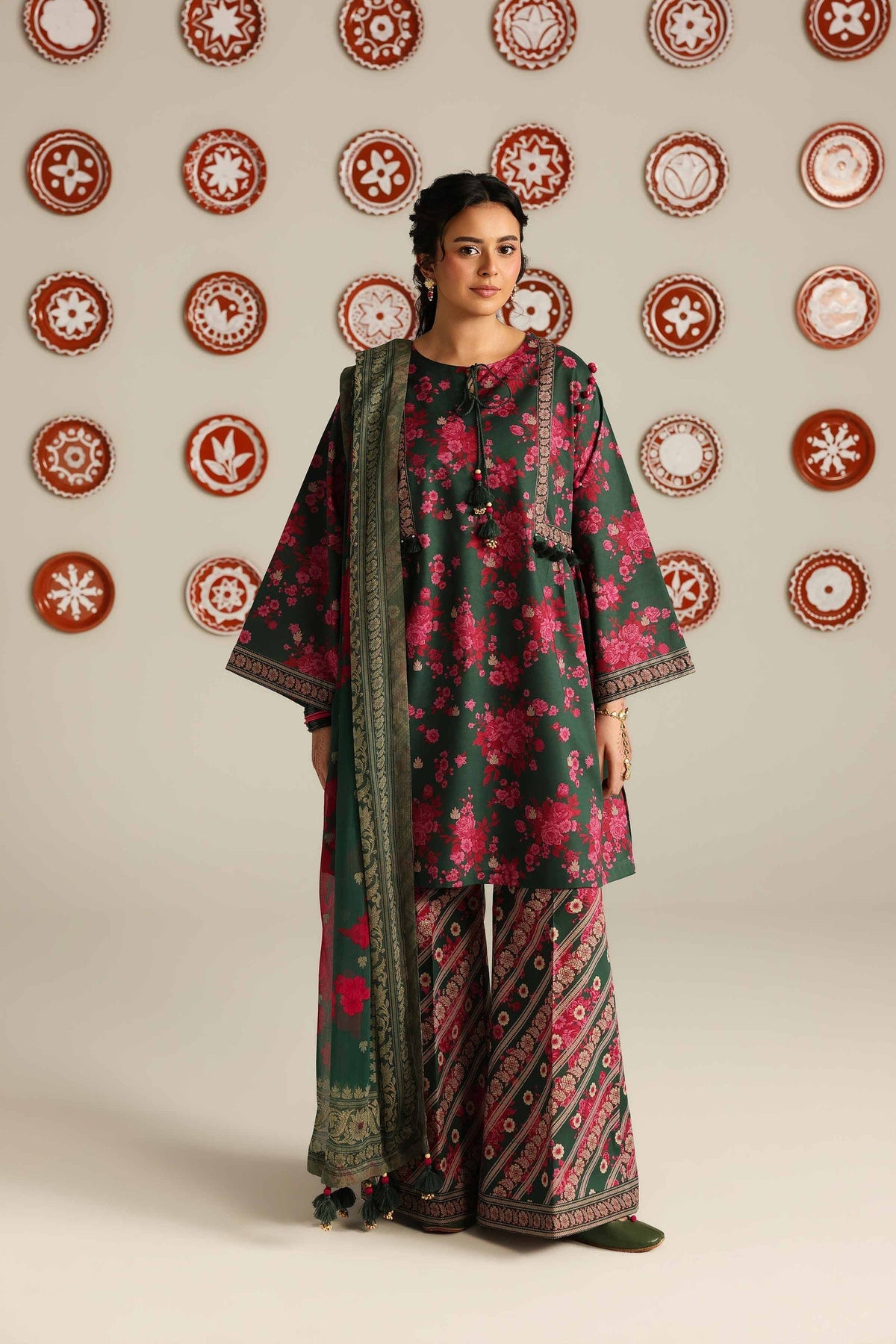 Nishat | Eid Lawn | 42601899-1