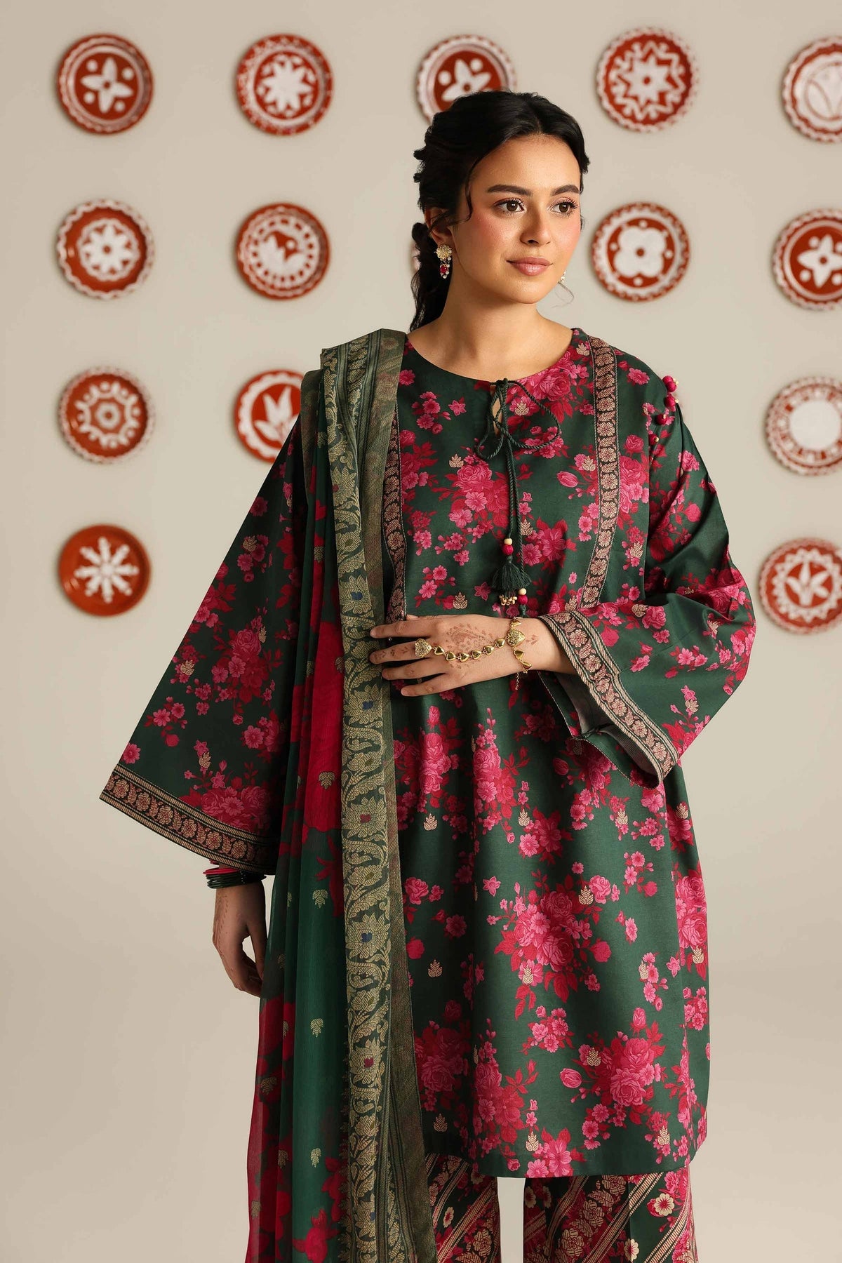 Nishat | Eid Lawn | 42601899-4