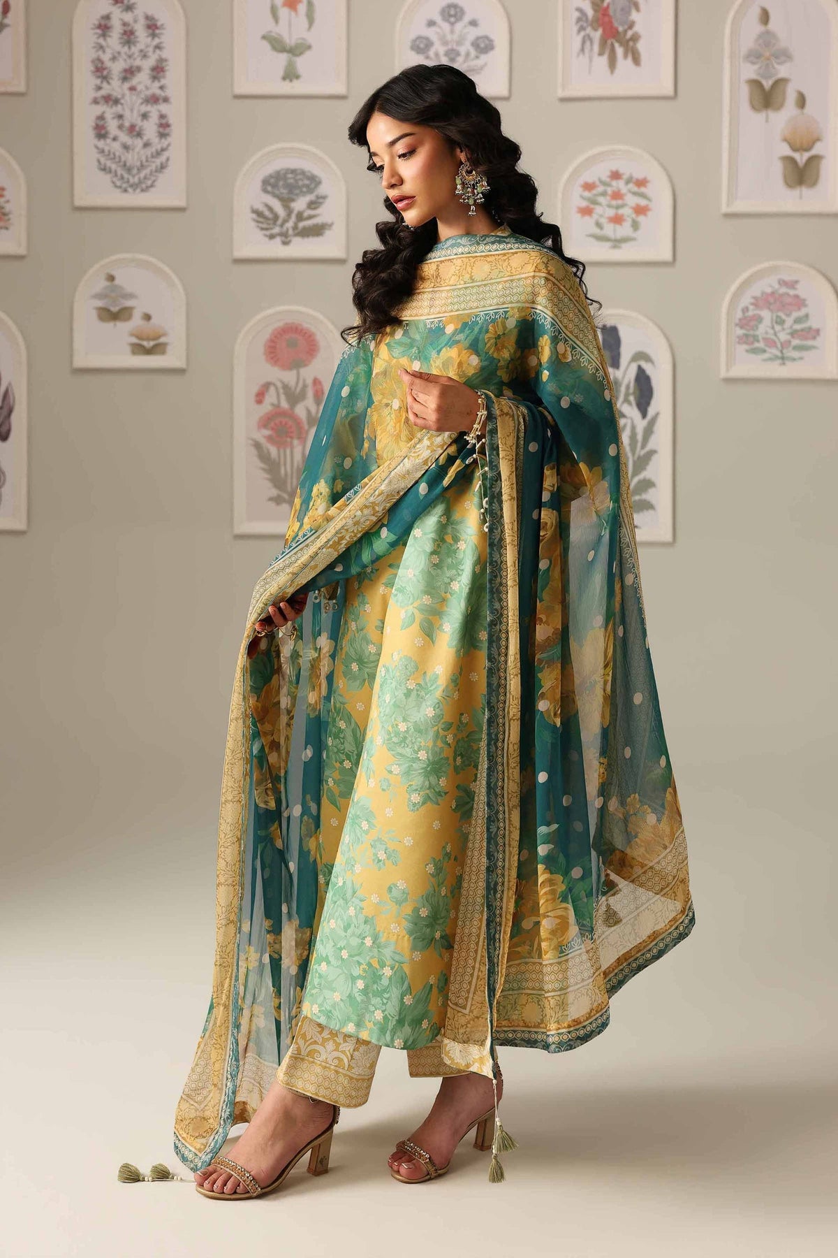 Nishat | Eid Lawn | 42601900-5