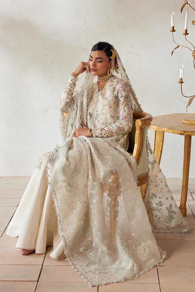 Suffuse Rosha cloud white organza peplum and sharara, photo 4
