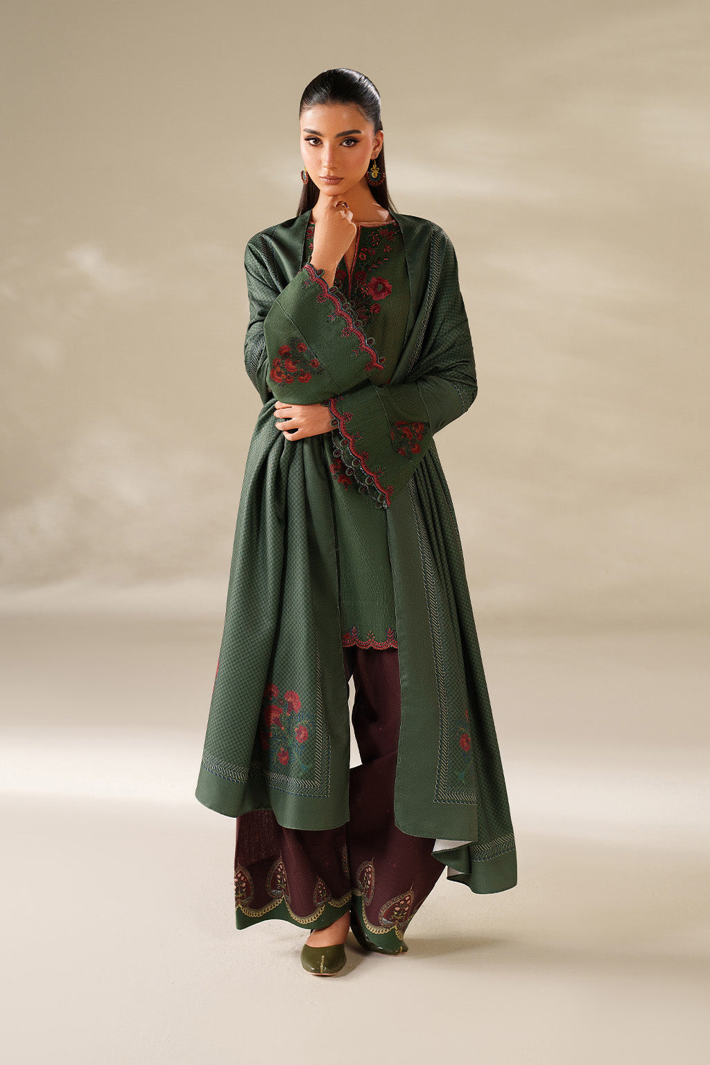 Iznik | Winter Chapter 25 | UE-561 Printed Khaddar, image 4