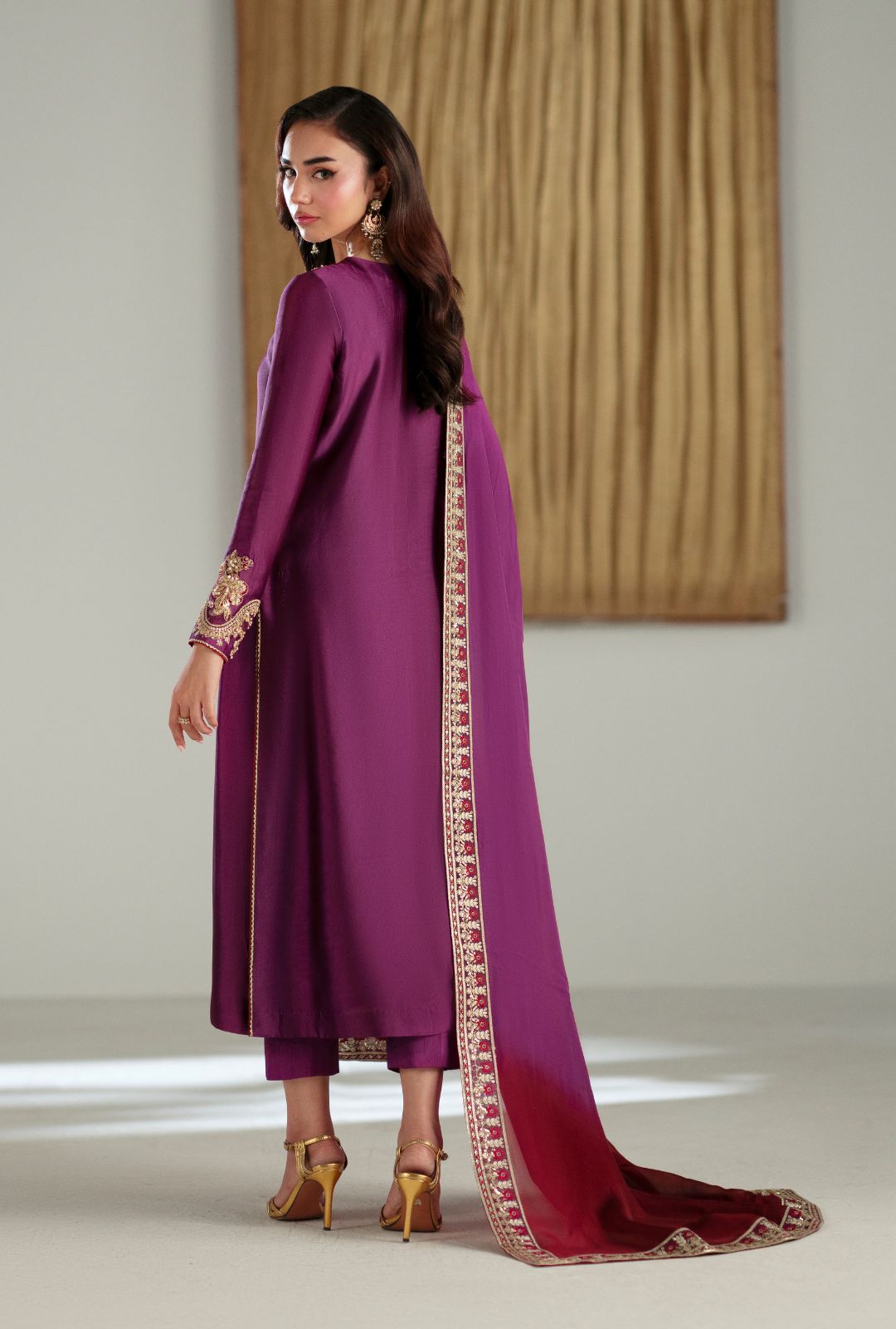 Inayat | Luminae Luxe Pret 25 | Elosie-3