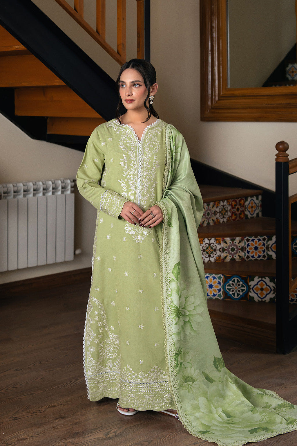 Neeshay | Winter Reverie | Virsine