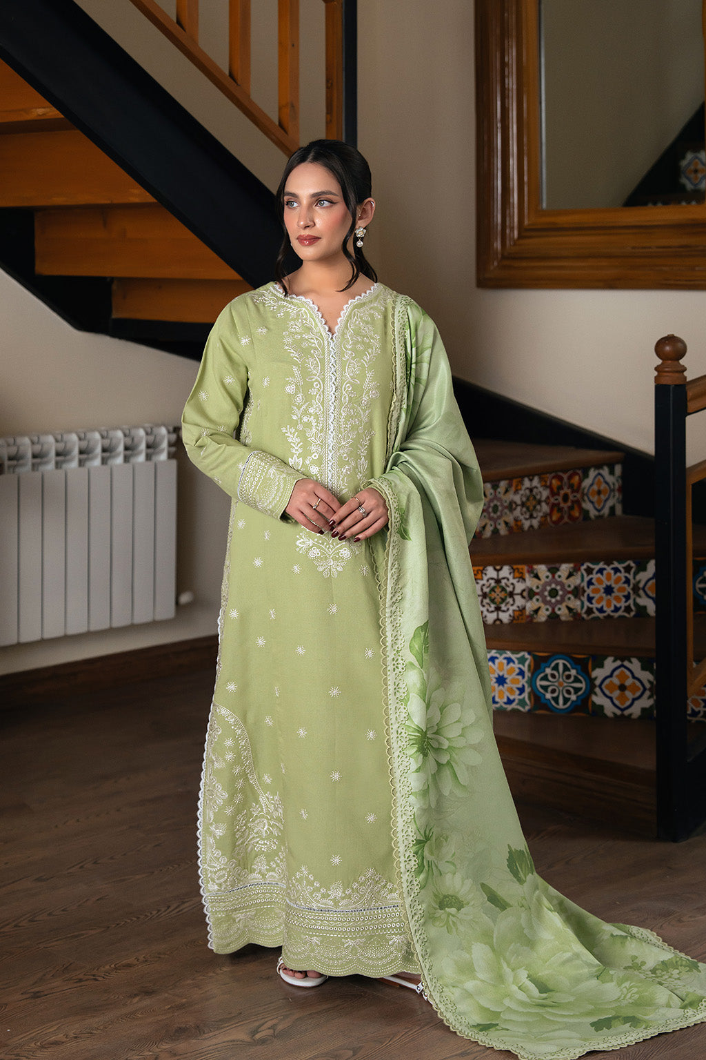 Neeshay | Winter Reverie | Virsine