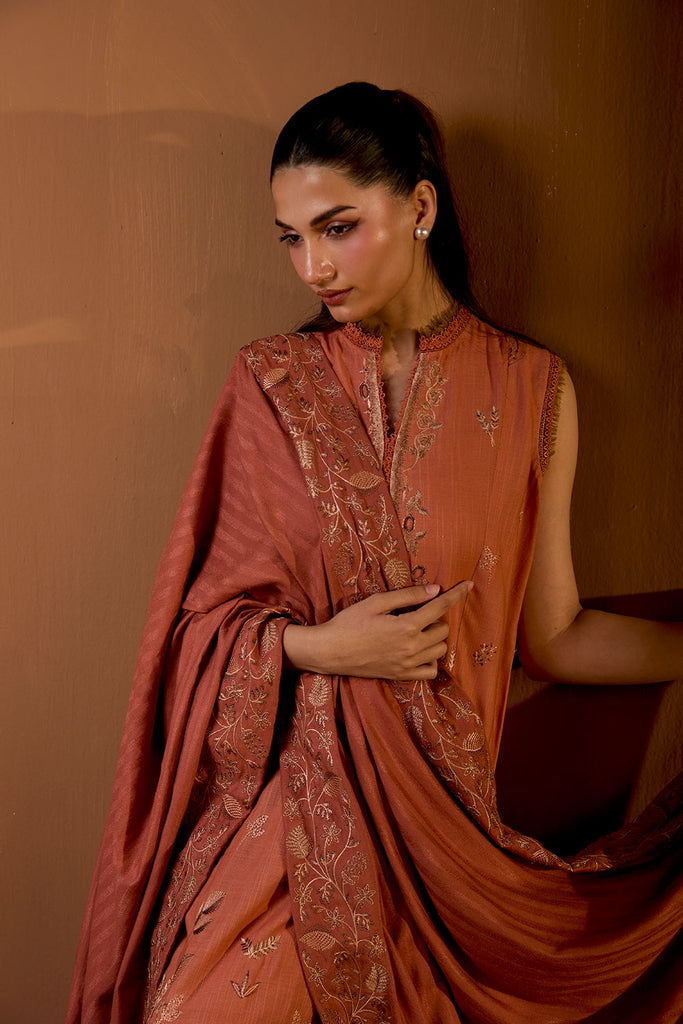 Sobia Nazir | Winter Shawl 25 | Design 4A, image 3