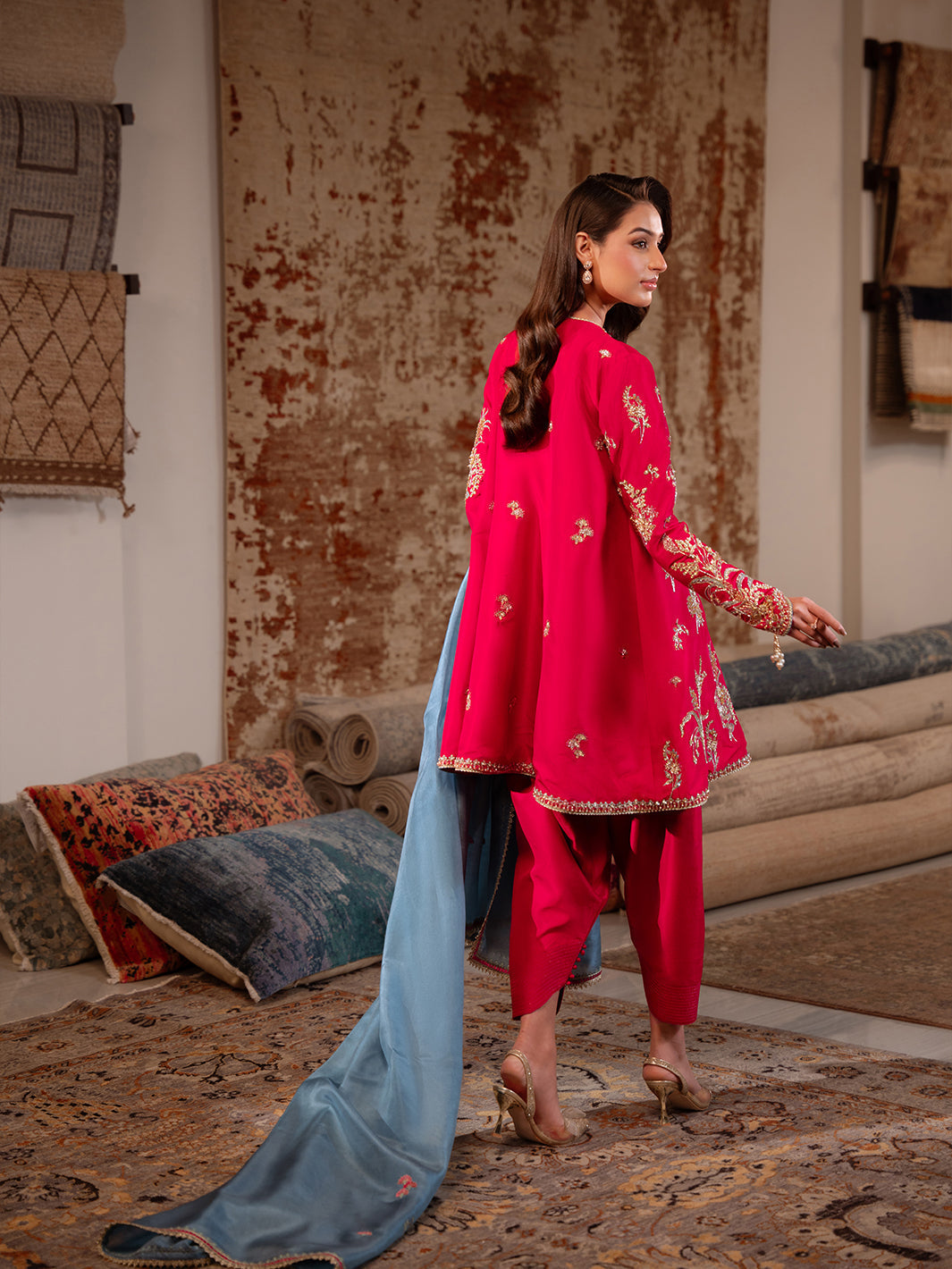 Amroz Atelier | Mikami Formals | MIRA, image 2