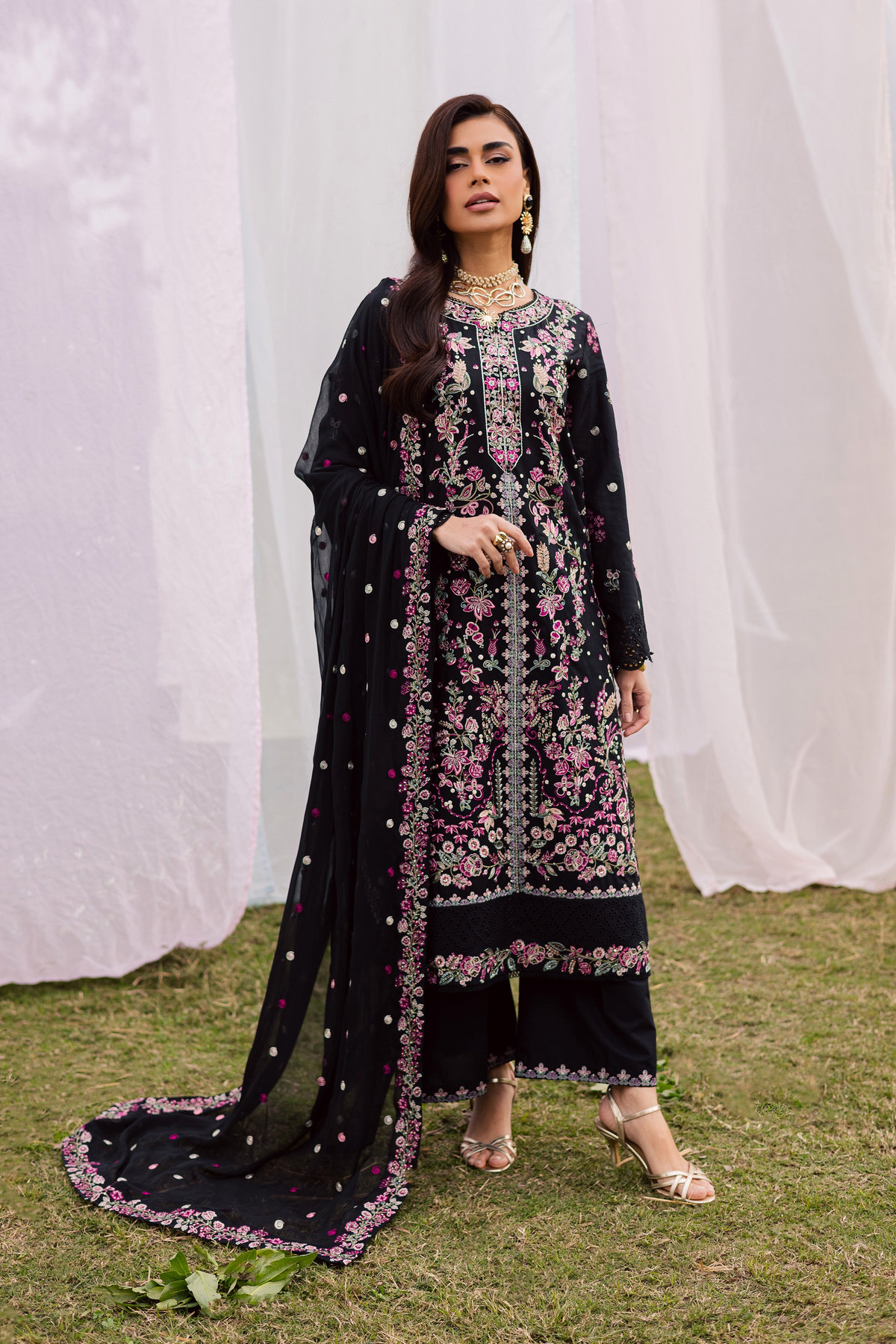 Batik | Naomi Luxury Lawn Eid Edit 26' | Rene 3Pc, image 3