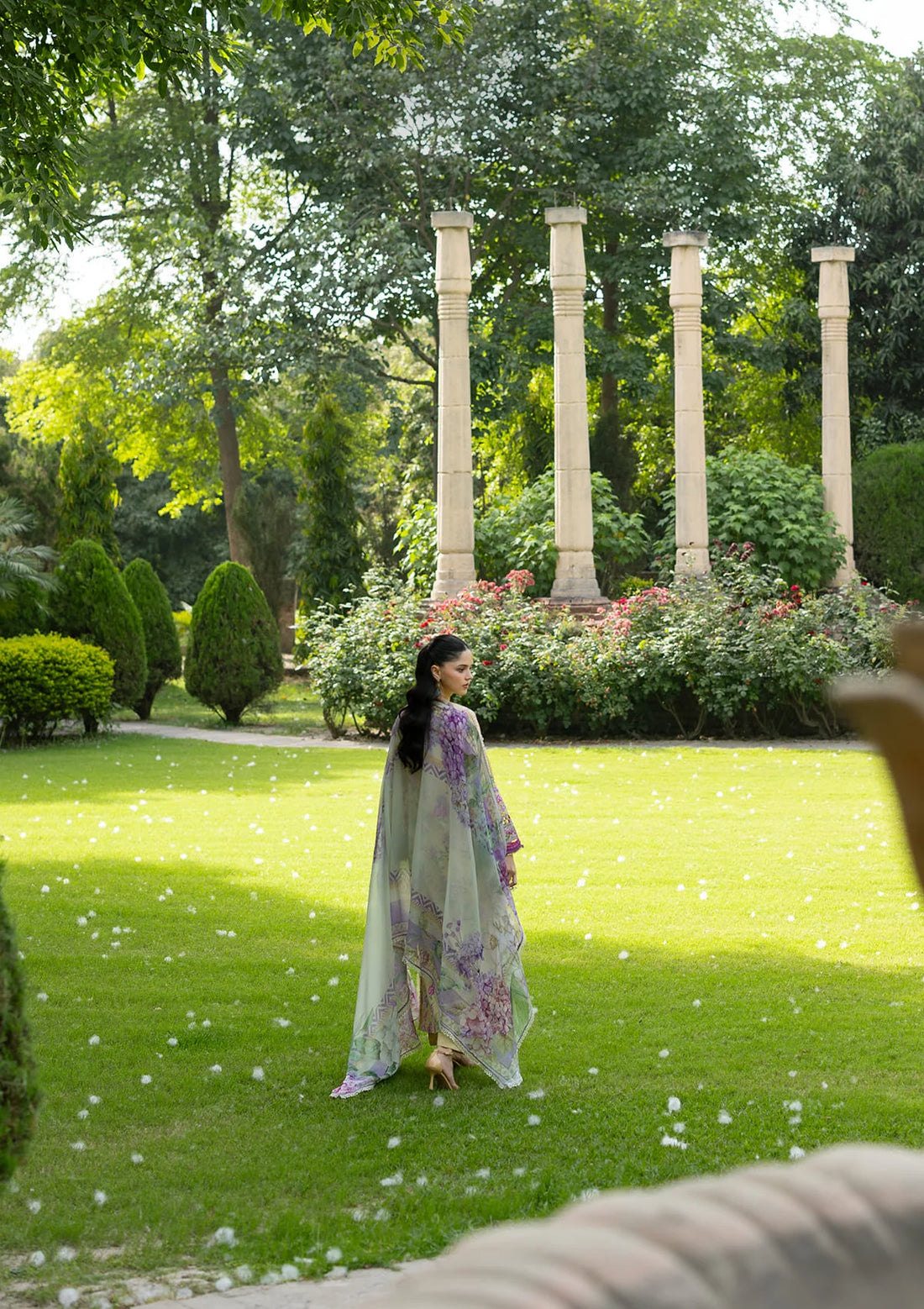 Elaf Premium | Signature Embroidered Lawn with Chiffon Collection 26 | ESG-7A STELLA-2