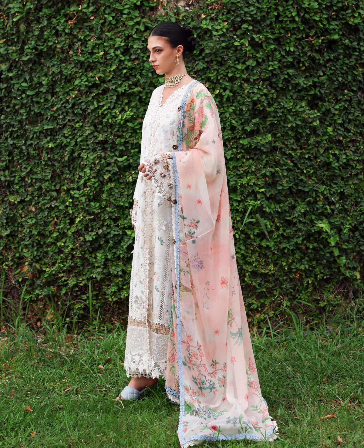 Republic Womenswear | Lilas Lawn 26 | Amaya, image 2