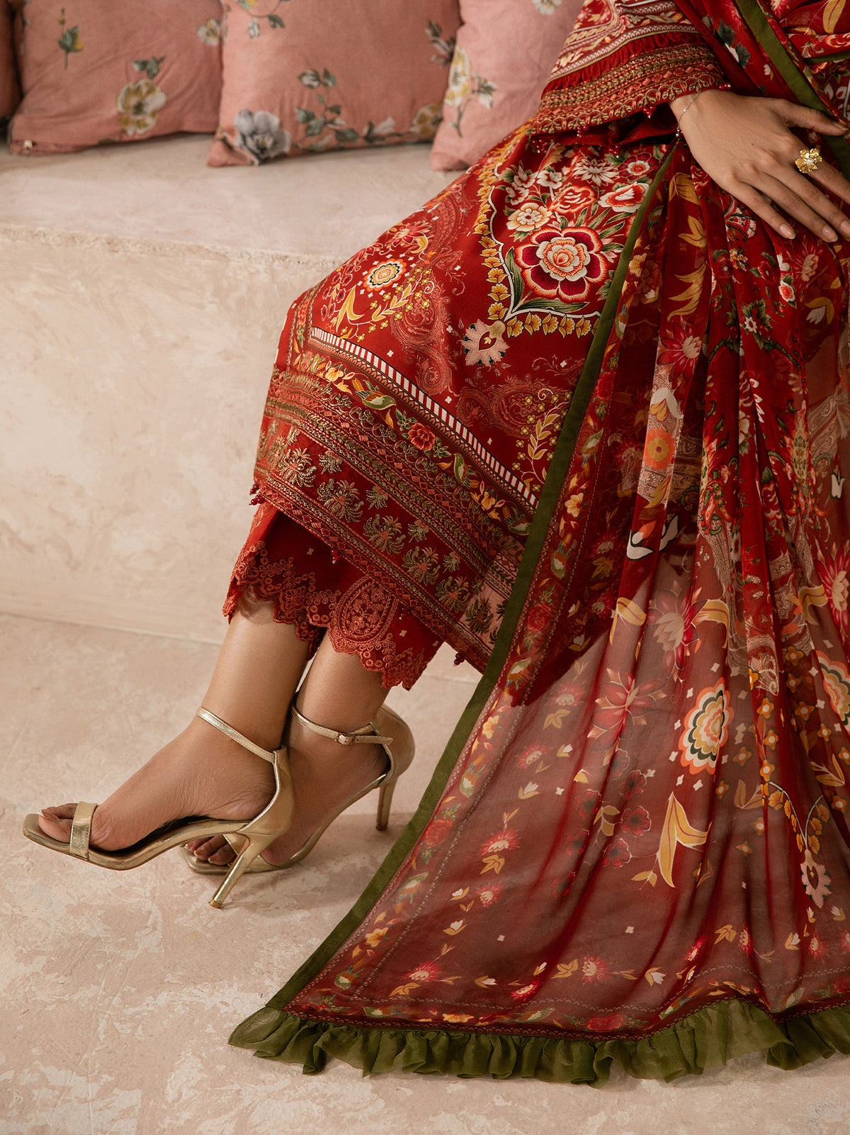 Gulaal | Syra Lawn 26 | Calyx SKU D - 7, image 5